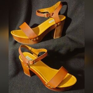 Steve Madden Cognac Brown Platform Wooden Chunky Heel Sandals - Size 10